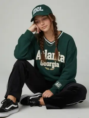 prompt seen Casual Streetwear Studio Portrait gemini ai photo