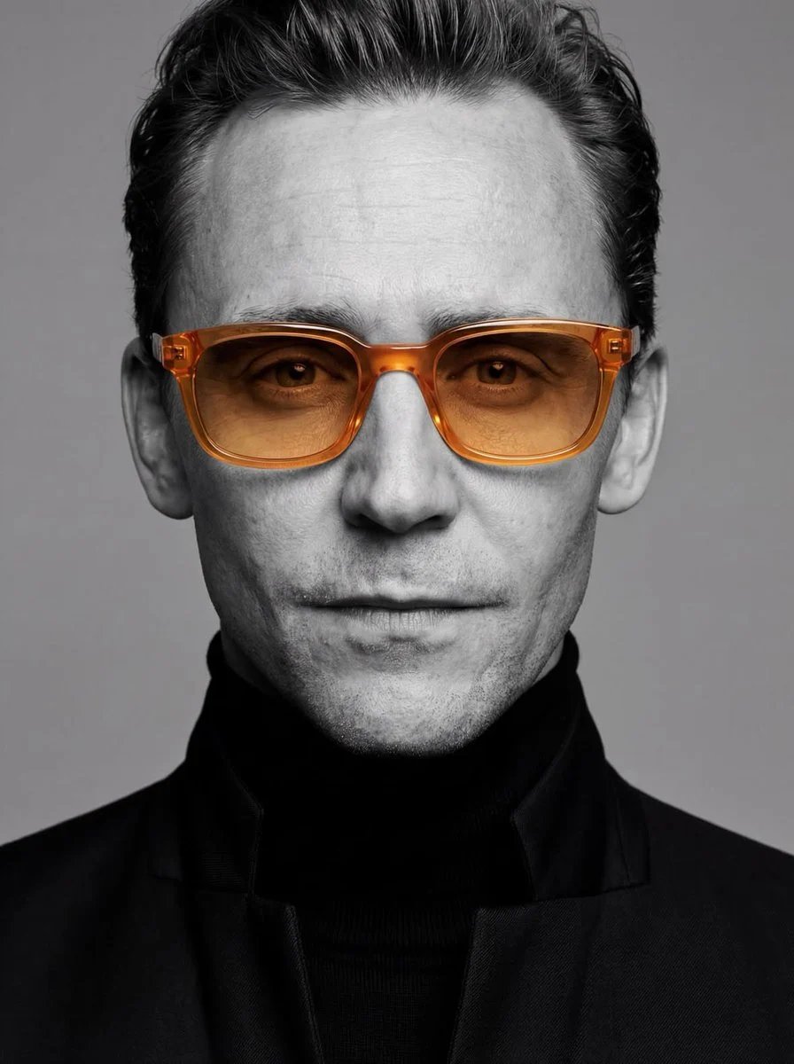 prompt seen Premium AI Prompt: Ultrarealistic Studio Portrait Closeup ai photo 3